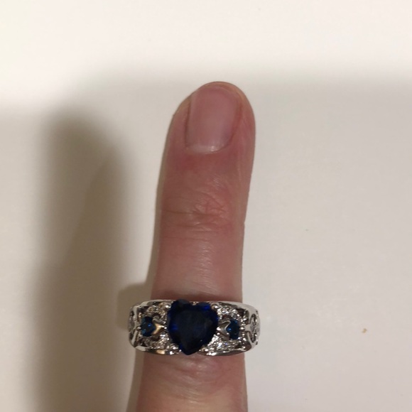 Luxury Heart Shape White Zircon Angel Wings - Picture 1 of 4